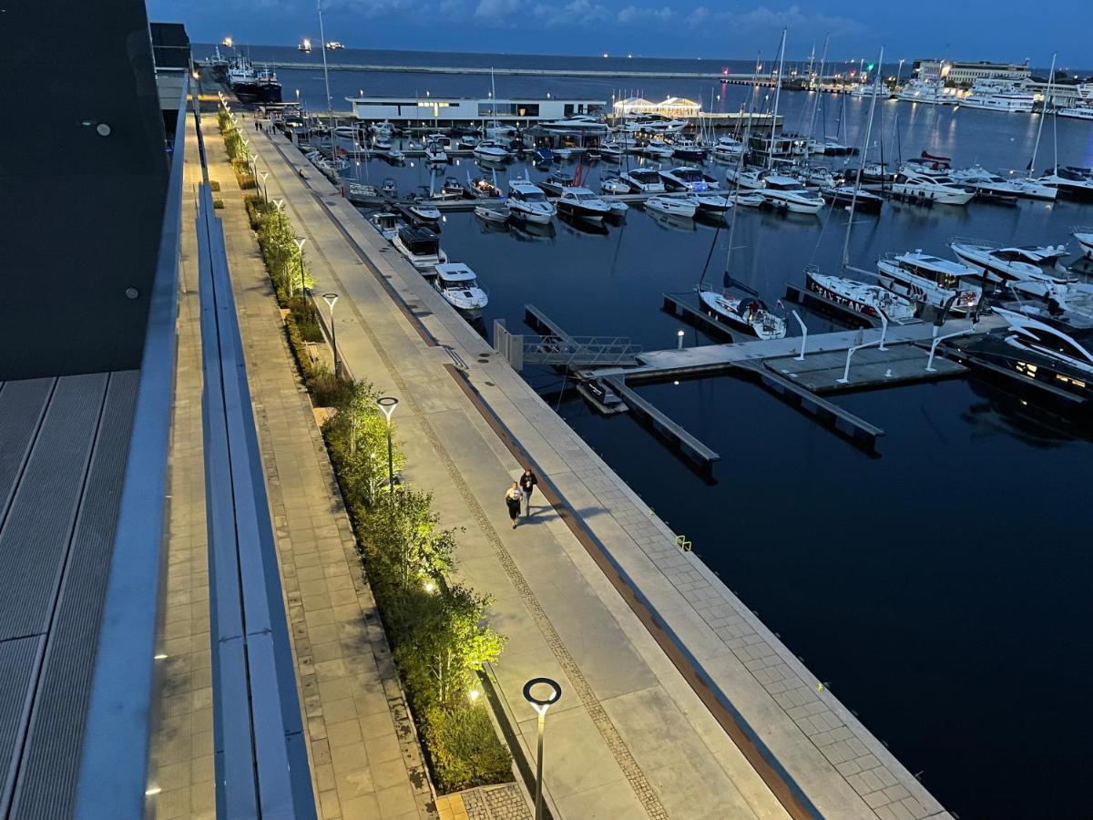 Apartament Faltom 26 Yacht Park Z Tarasem غدينيا المظهر الخارجي الصورة