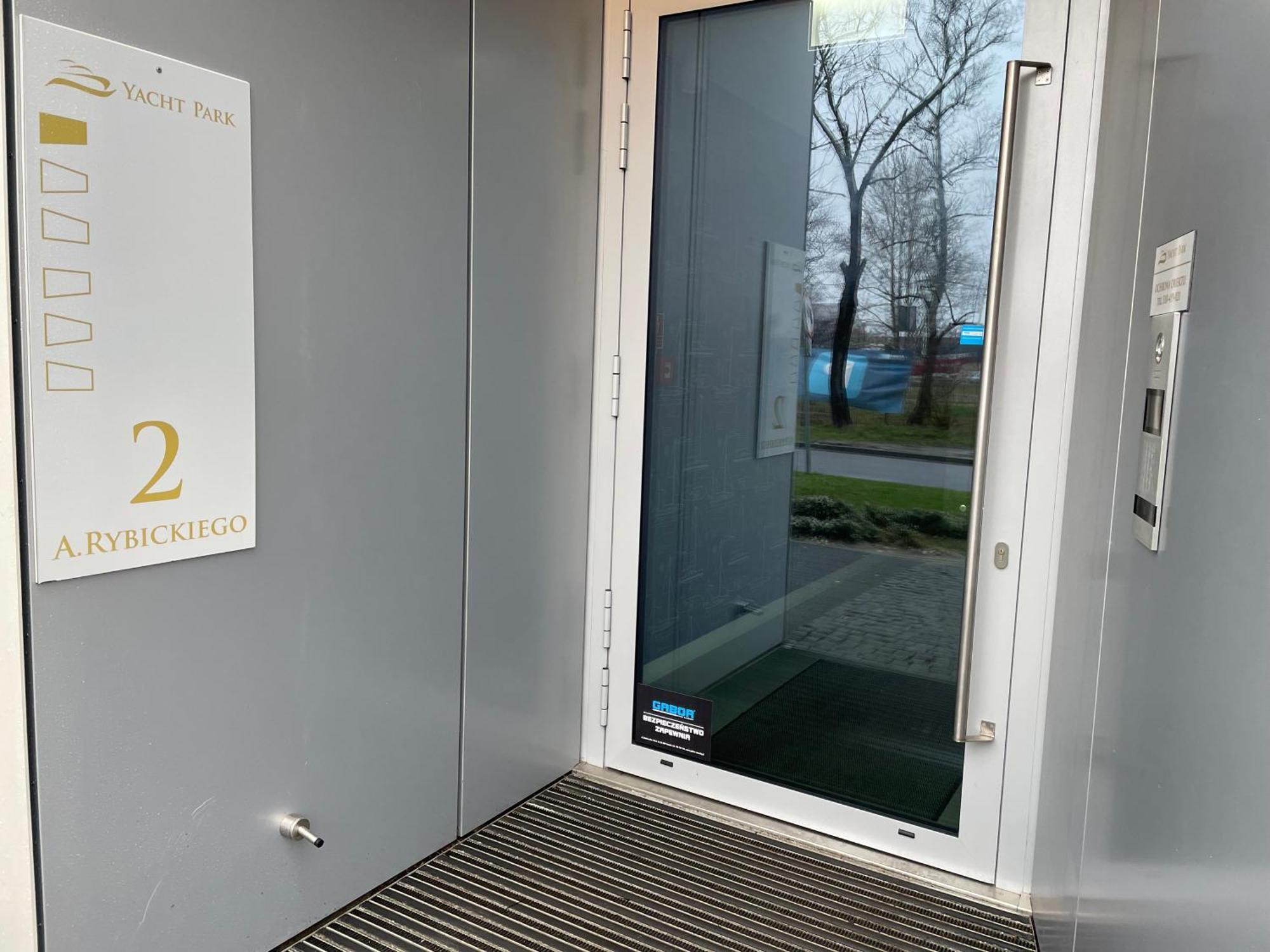 Apartament Faltom 26 Yacht Park Z Tarasem غدينيا المظهر الخارجي الصورة