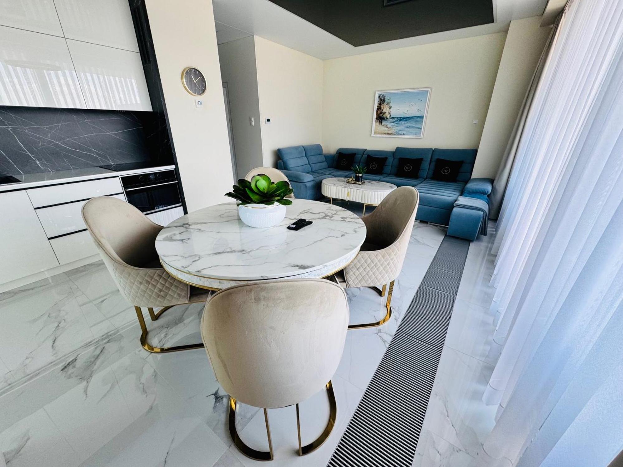 Apartament Faltom 26 Yacht Park Z Tarasem غدينيا المظهر الخارجي الصورة